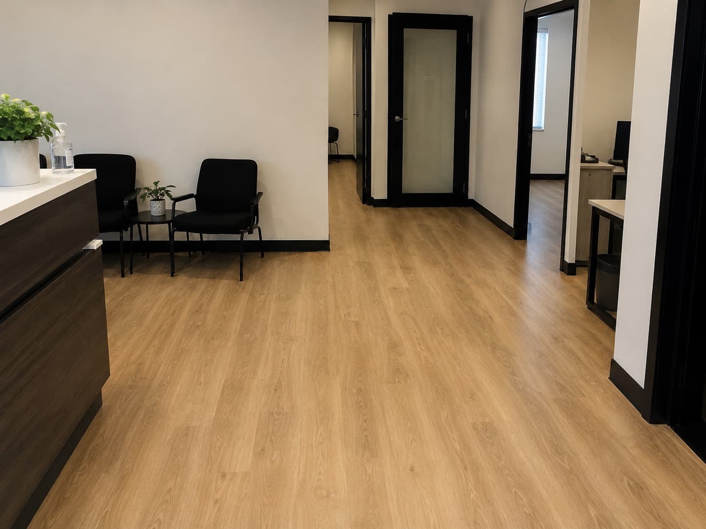 Agencement intérieur réalisé par Consultants du Sud — Agencement et parquet - Gard