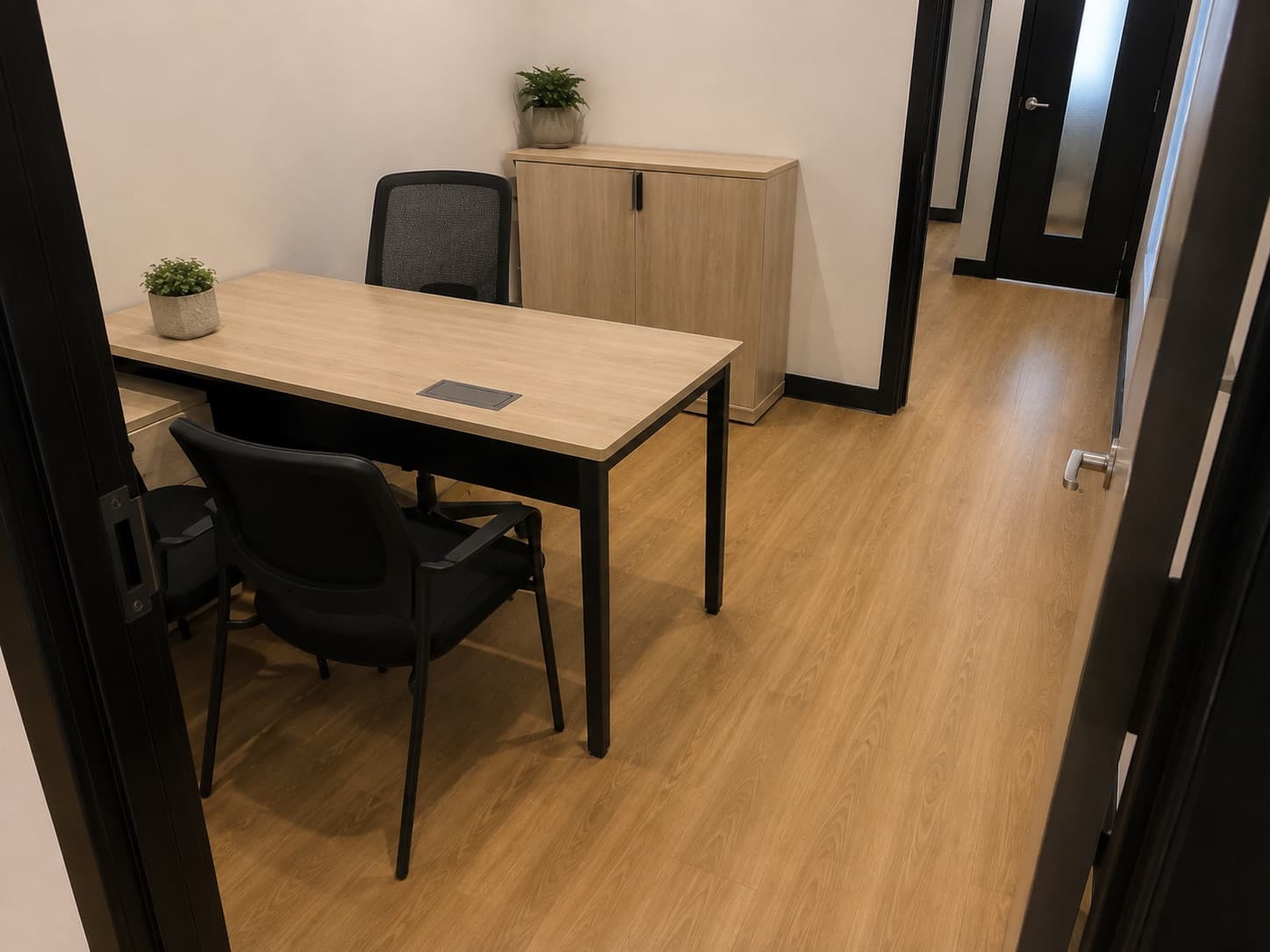 Agencement intérieur réalisé par Consultants du Sud — Agencement et parquet - Gard