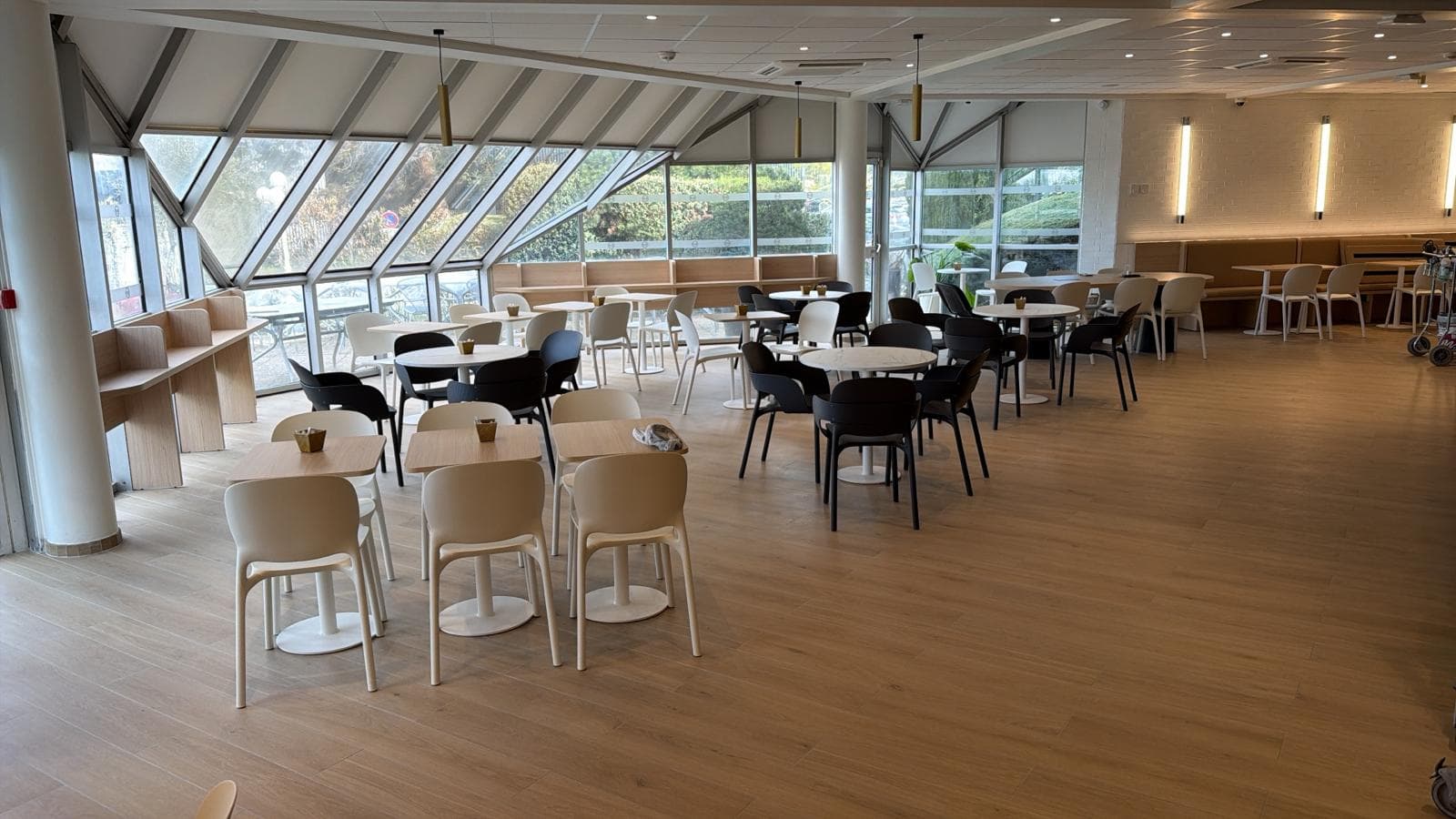 Agencement intérieur réalisé par CDS — Hôtel - Grenoble