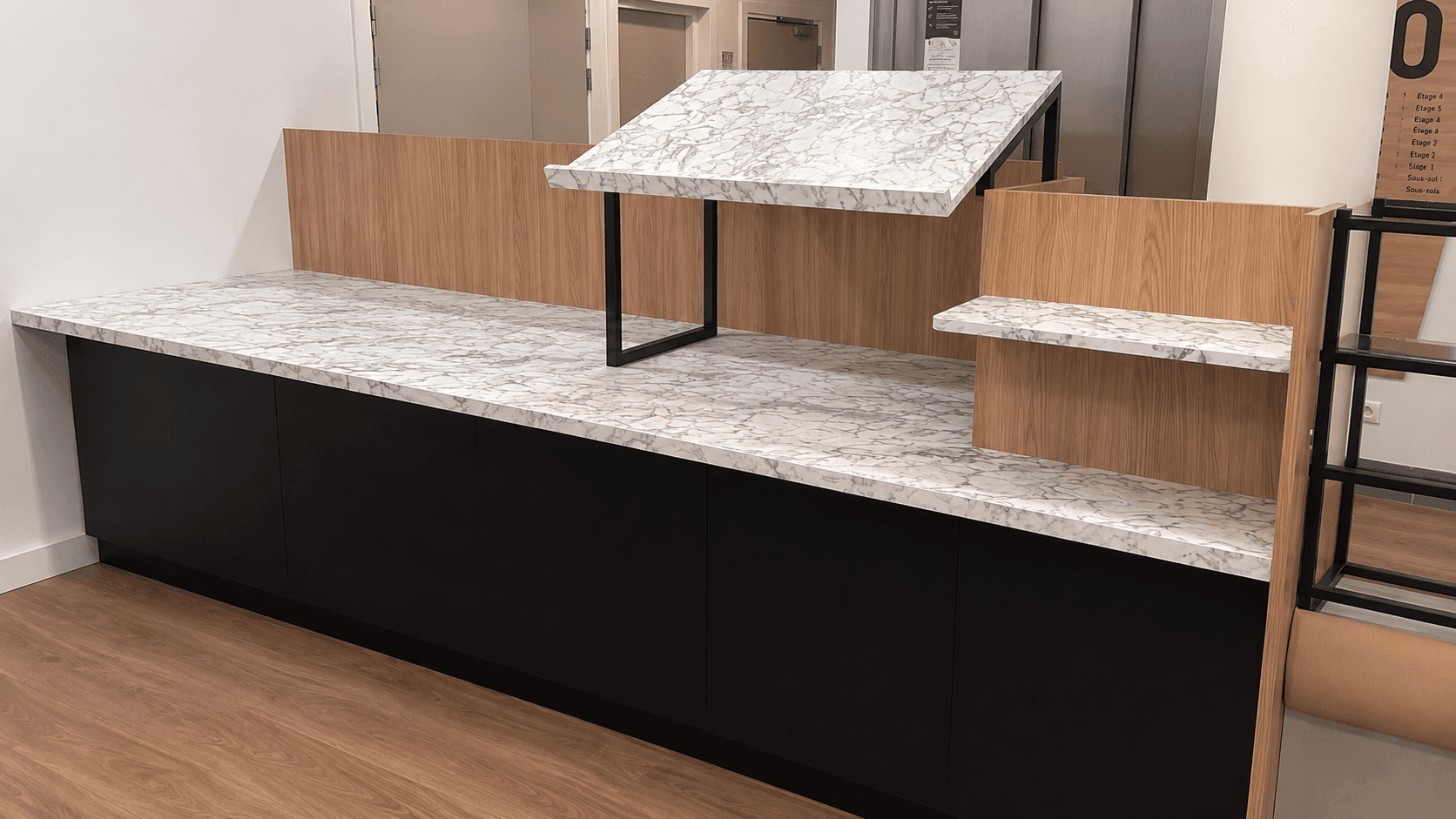 Agencement intérieur réalisé par CDS — Hôtel - Marseille